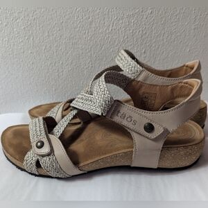 TAOS Trulie Woven Leather Ankle Strap Comfort Sandals size 40-. 9 / 9.5